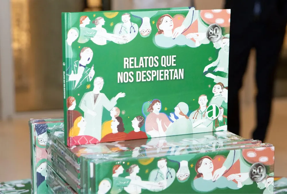 Libros conmemorativos